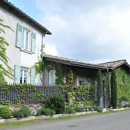 D'hotes La Noue Bed & Breakfast *